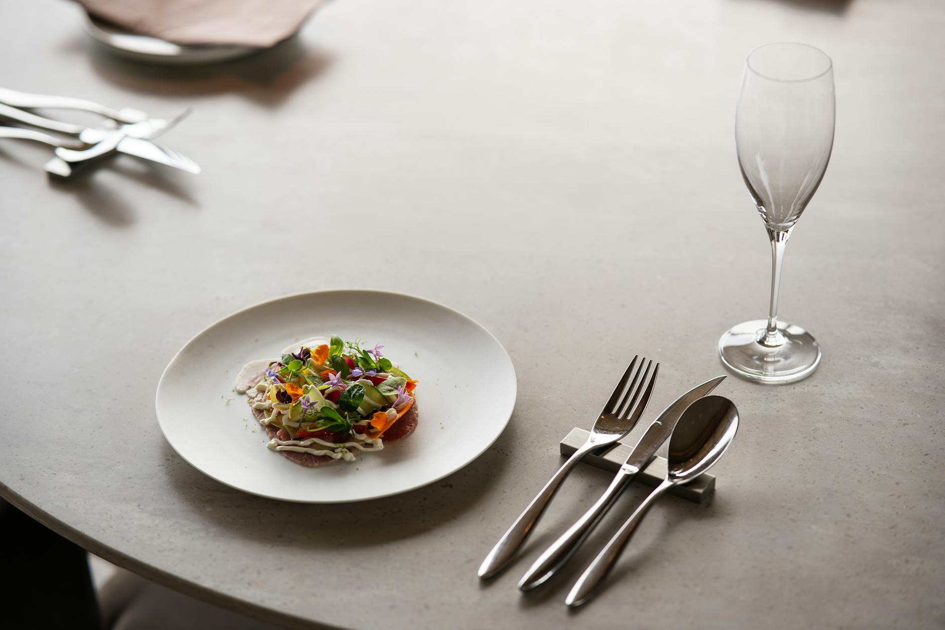 Read more about the article 식사 후 졸림이 반복된다면 꼭 확인할 7가지 이유