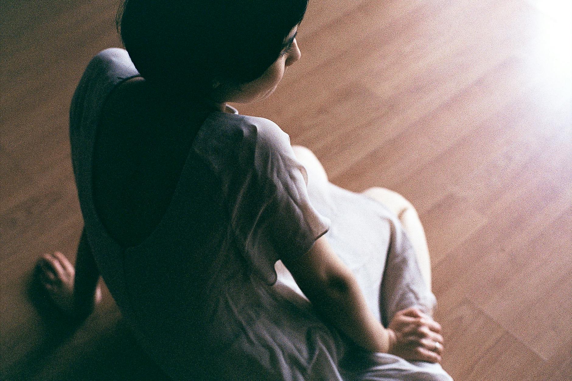 Read more about the article 앉아 있는 시간이 길수록 허리가 더 아픈 이유 5가지